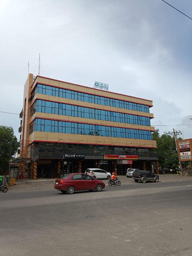 Hotel Odua Golden Mansyur Medan Exterior foto
